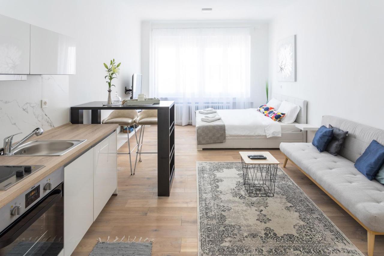 Flower Square Apartments Zagreb Bagian luar foto